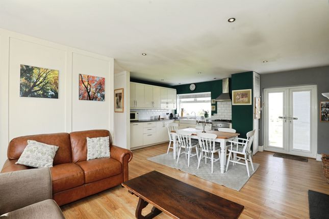 4, Chapel Lane, Northwich photo 3