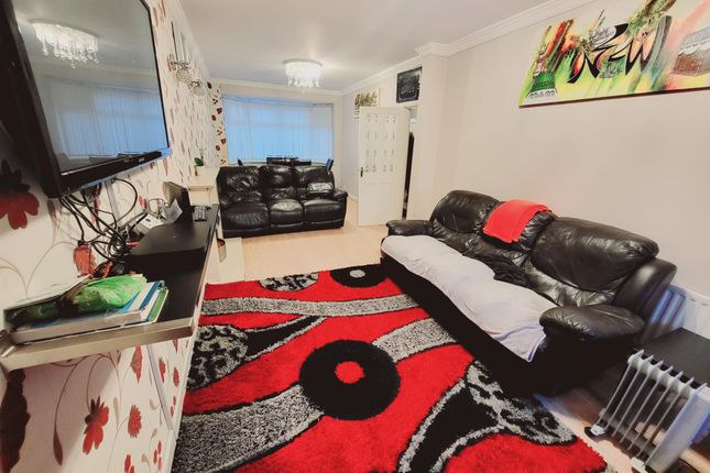 17, Mickleover Road, Birmingham photo 3