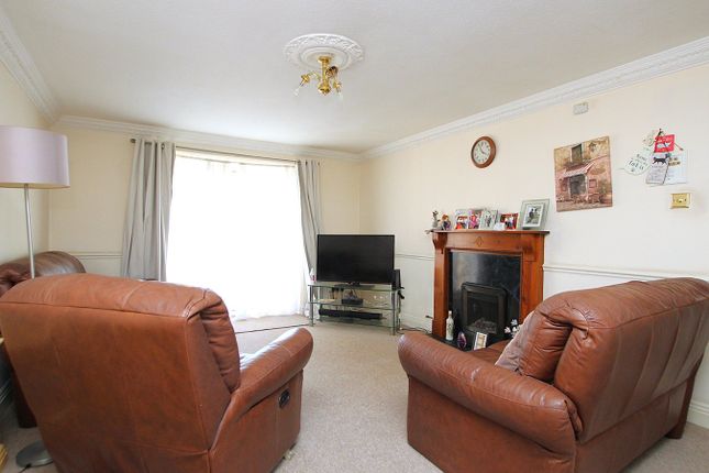 1 Trigon Road photo 3