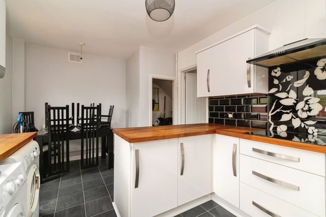 124, Felstead Road, NOTTINGHAM photo 3