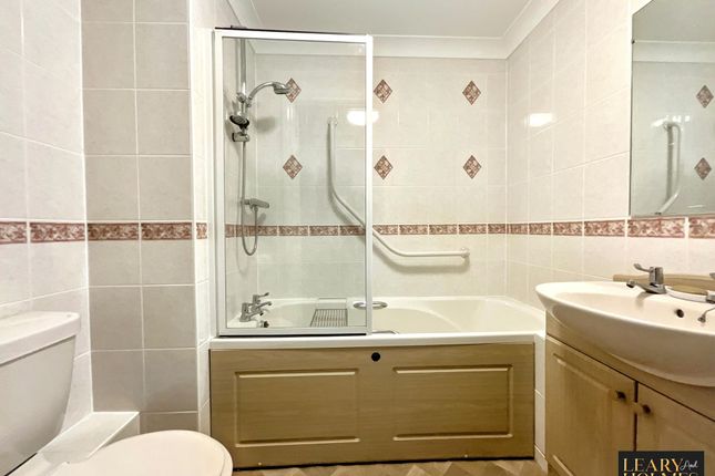14 Willow Bank Court Beckenham Close, East Boldon photo 4