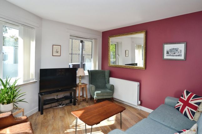 Flat 2, 32, Coburg Street, Edinburgh photo 4