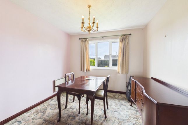 17, Trehannick Close, Bodmin photo 4