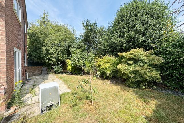 6, Brockenhurst Court, Redwood Close, Colchester photo 2