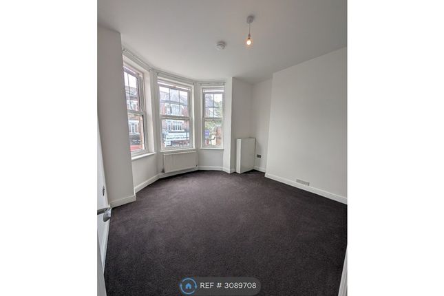 Woodcote Road, Wallington photo 2