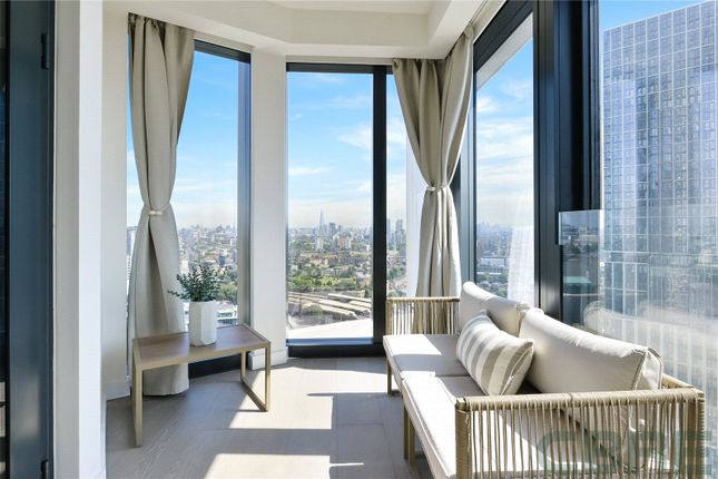 Apartment 2802 River Park Tower, 1, Nine Elms Lane, London photo 4