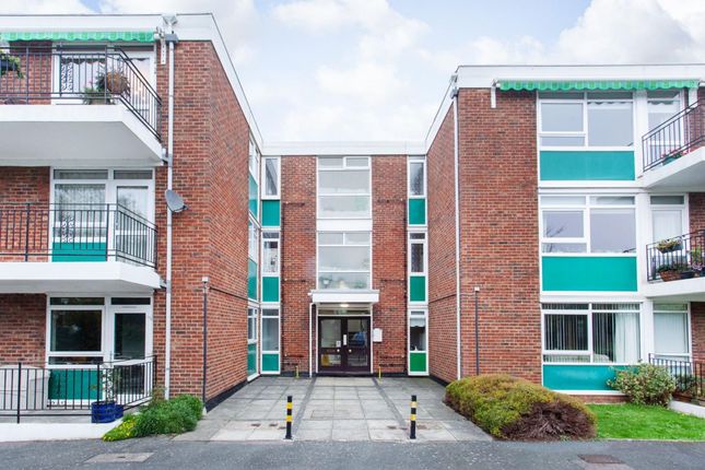 Thumbnail Flat for sale in Old Dover Road, Nackington Court