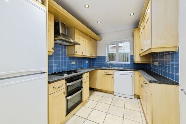 18, Coldstream Road, Surrey photo 4