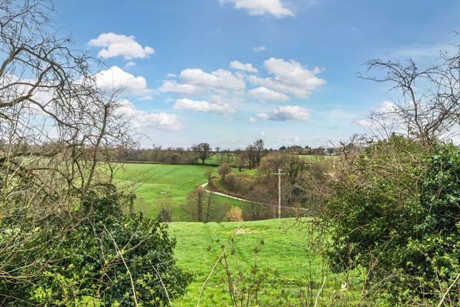 11, Orchard Close, Radstock photo 2