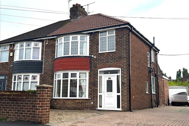 4-bed house on 98, Newland Drive, Scunthorpe, £1,000/mo