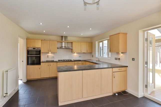 2, Boroughbridge, Milton Keynes photo 3