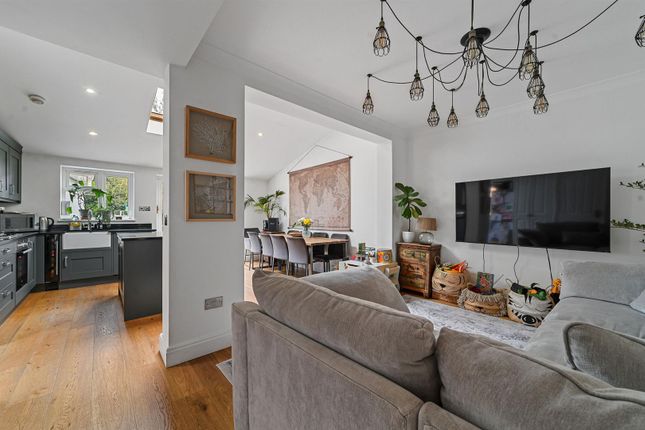 127, Manor Road, London photo 3