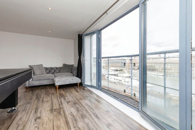 Flat for sale in Cumberland Road, Bristol