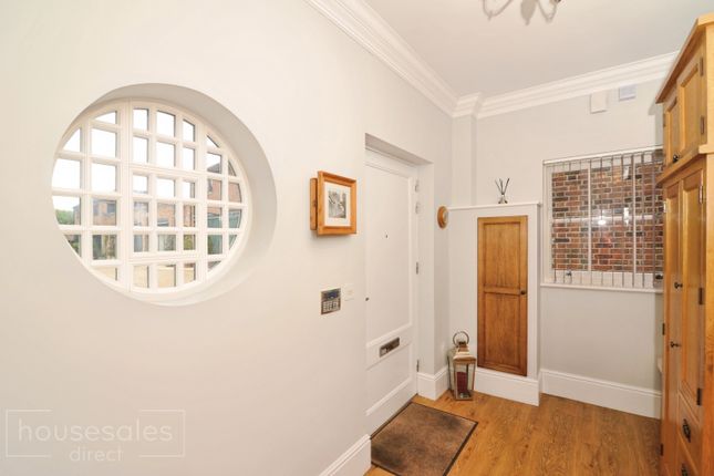 4, Coach House Mews, Cranbrook photo 3