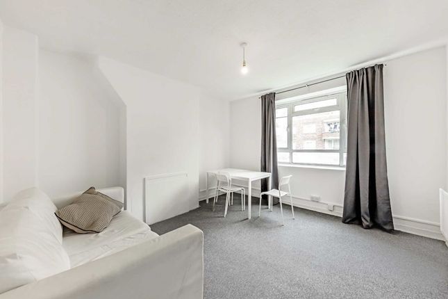 Flat to rent in Havelock Close, India Way, London