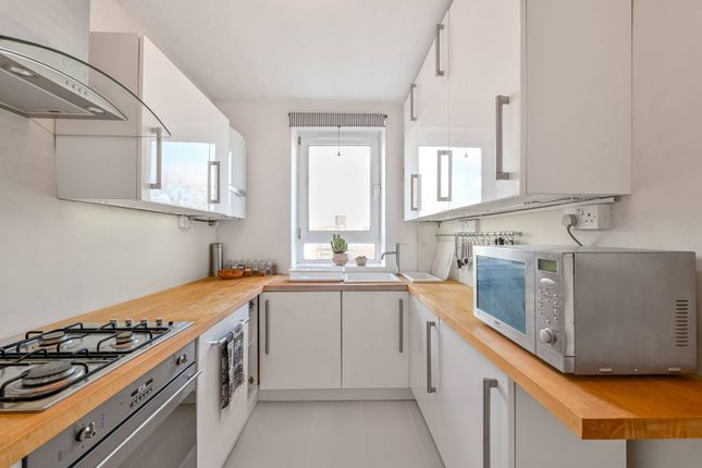 Flat for sale in Prince Of Wales Road, Chalk Farm, London