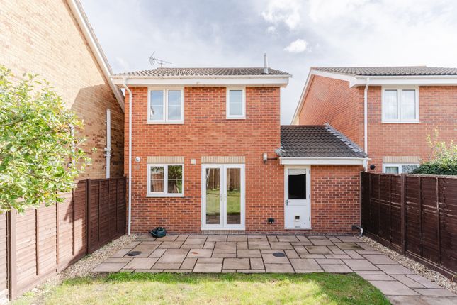 9 Hawkins Crescent, Bristol photo 4