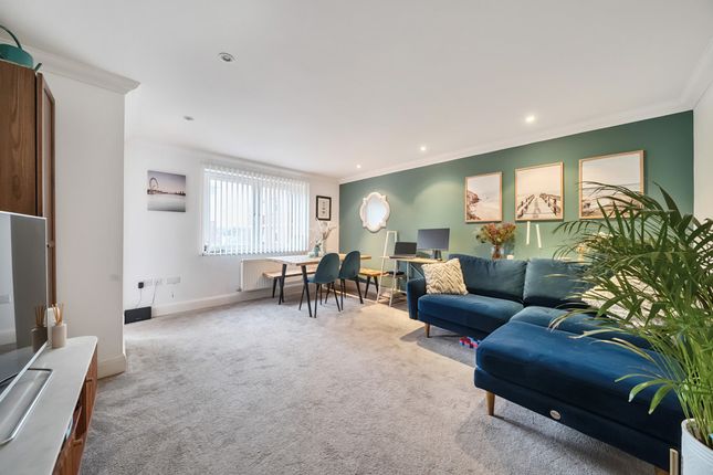 69, Penn Place, Rickmansworth photo 2