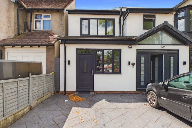 1-bed flat on 90, Robin Hood Lane, West Midlands, £1,100/mo