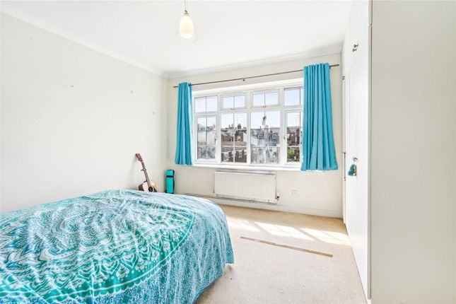 Flat for sale in Acanthus Road, London