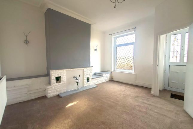 47, Park Road West, Huddersfield photo 2