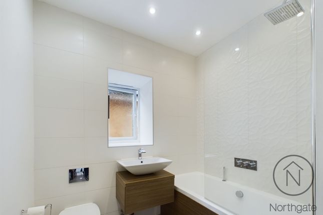 17 Oak Crescent, Ferryhill photo 5