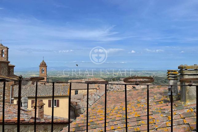 Apartment for sale in Montepulciano, Siena, Tuscany