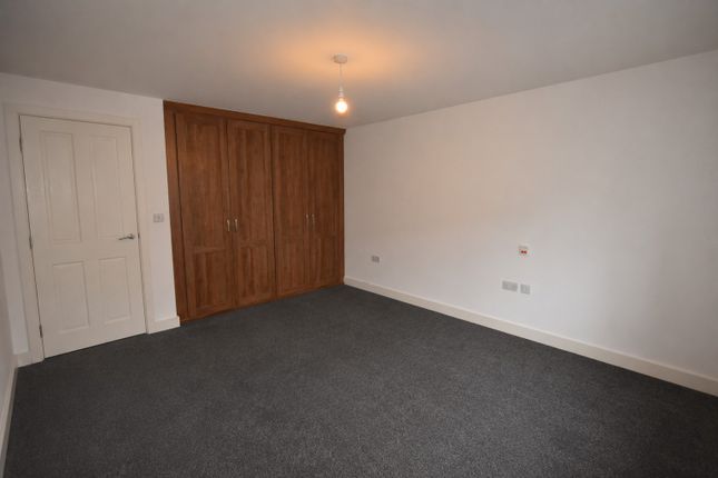 17, Charlotte Way, Peterborough photo 5