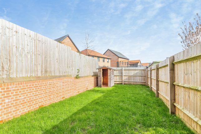 220, Briggington Way, Leighton Buzzard photo 2