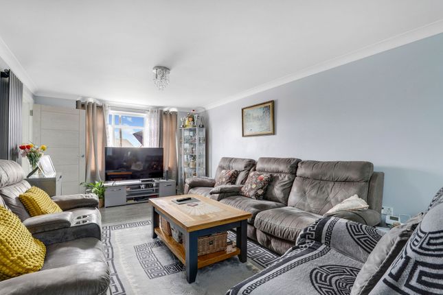 11 Redland Drive, Nottingham photo 3