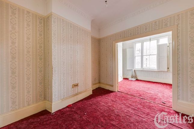 Thumbnail Terraced house for sale in Rendlesham Road, London