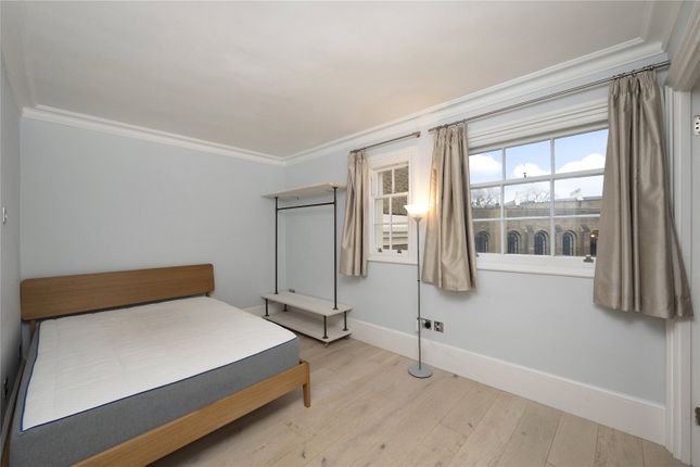 Flat to rent in Albany Street, London