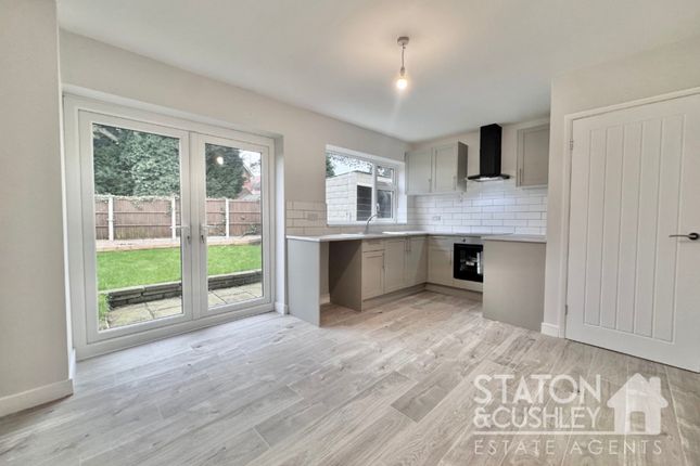 4, Churchfield Drive, Rainworth photo 2