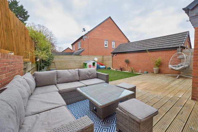 28, Cardinal Drive, Burbage photo 4