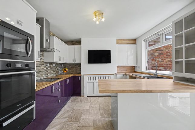 3, Belmont Avenue, Derbyshire photo 3