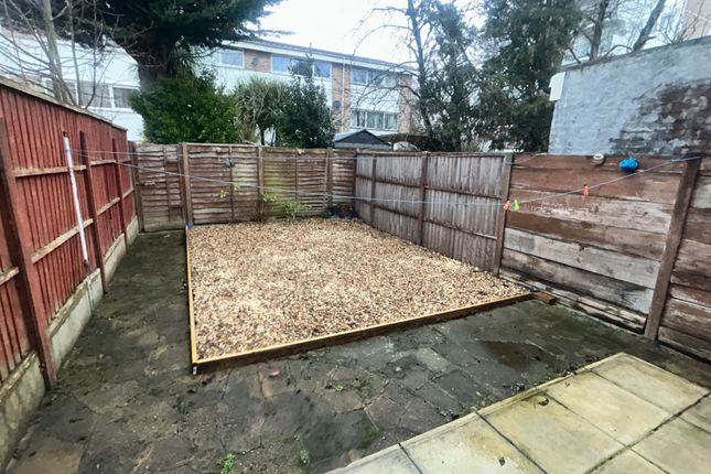 81, Wheatlands, Hounslow photo 4