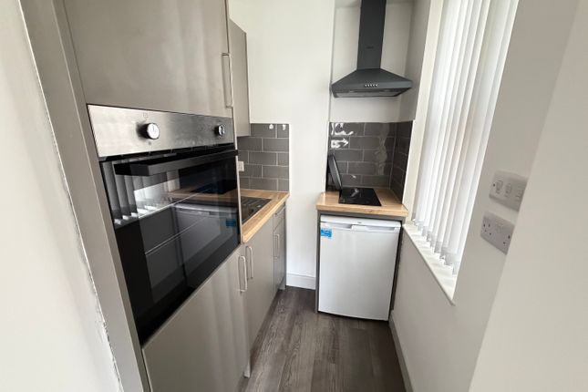 Flat 5, 24, Lichfield Street, Wolverhampton photo 2