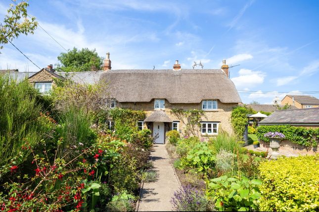 3-bed house on Sam's Hill Cottage, 47, North Street, Chipping Norton, £599,500