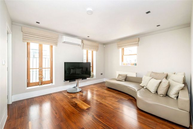37, Radnor Mews, London photo 2