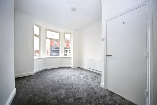 Flat 1 & Flat 2, 78 Park Road, Wigan, Wigan photo 4