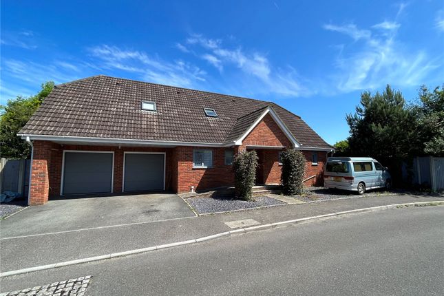 Thumbnail Bungalow for sale in Pelican Mead, Hightown, Ringwood, Hampshire