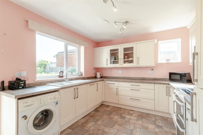 4, Amsbury Road, Coxheath photo 4