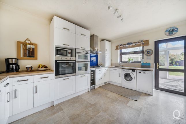 Cullera,, Primrose Lane, Sittingbourne photo 4