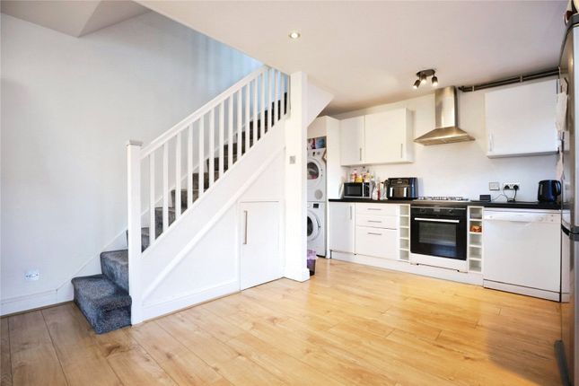 3, Frensham Close, Oxfordshire photo 4