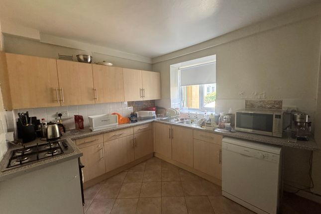 41 Valletort Road, Plymouth photo 3