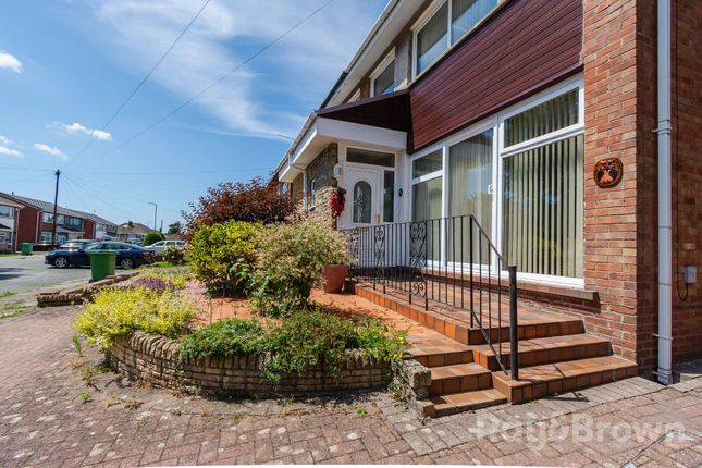 9 Philip Close, Cardiff photo 4