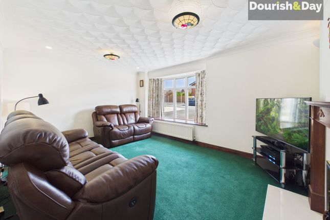 6 Elton Way, Stafford photo 4