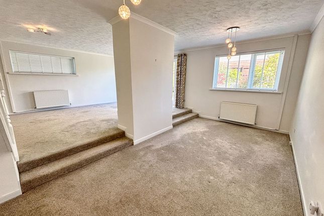 38 Church View, Bridgend photo 3