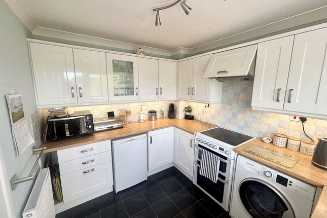 69, Moor View Drive, Devon photo 2