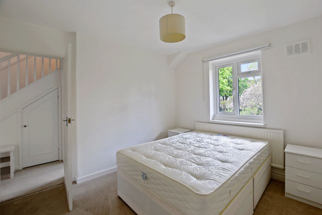 Flat to rent in Philbeach Gardens, Earls Court, London SW5,